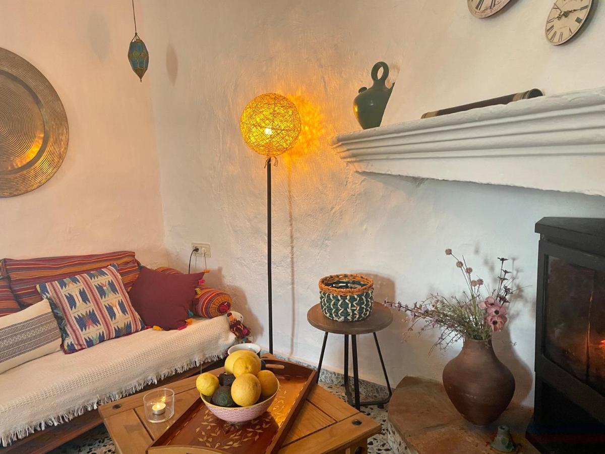 Casa Amigos Sorvilan - La Almendra エクステリア 写真